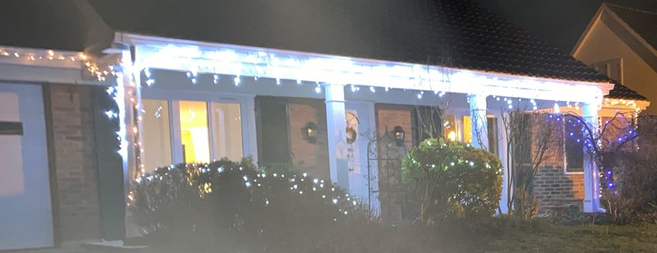 2020.12.17 maison guyot 15 mannasse illuminee